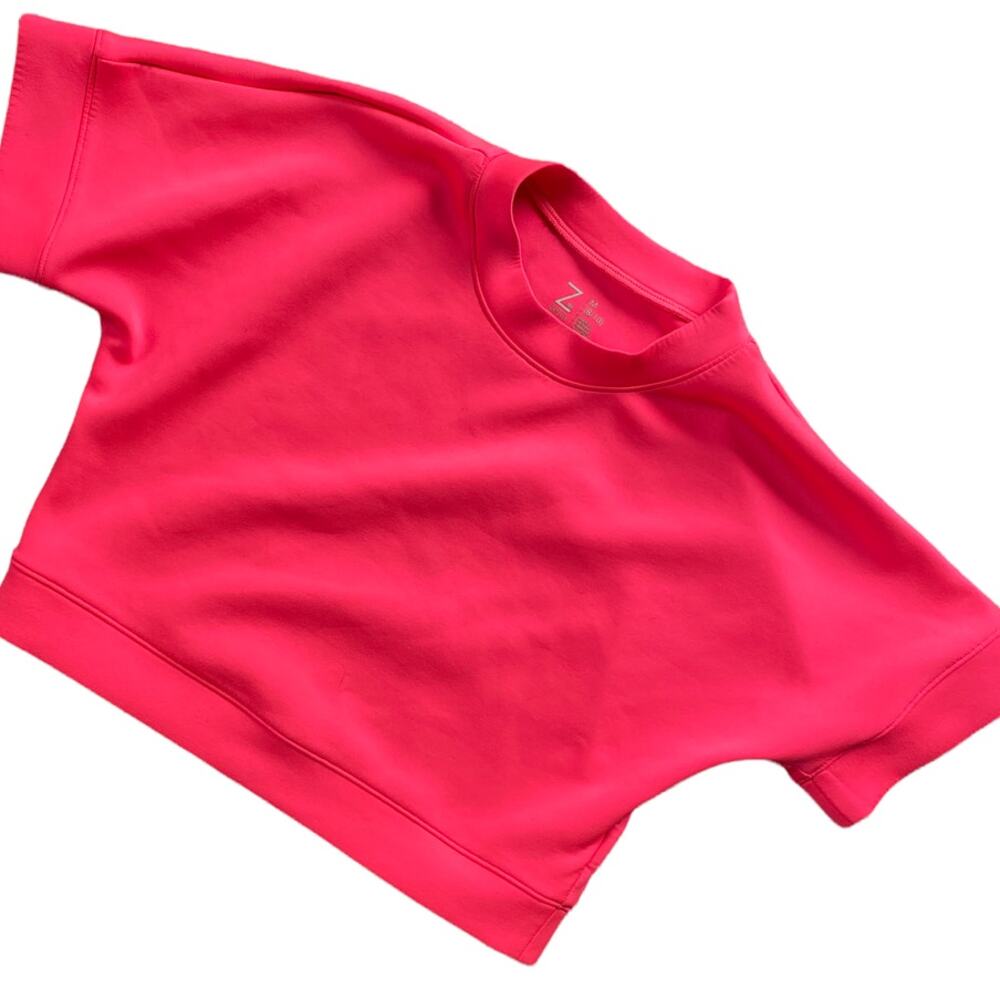 NWOT Z by Zella Hot Pink Crop Scuba Top Medium